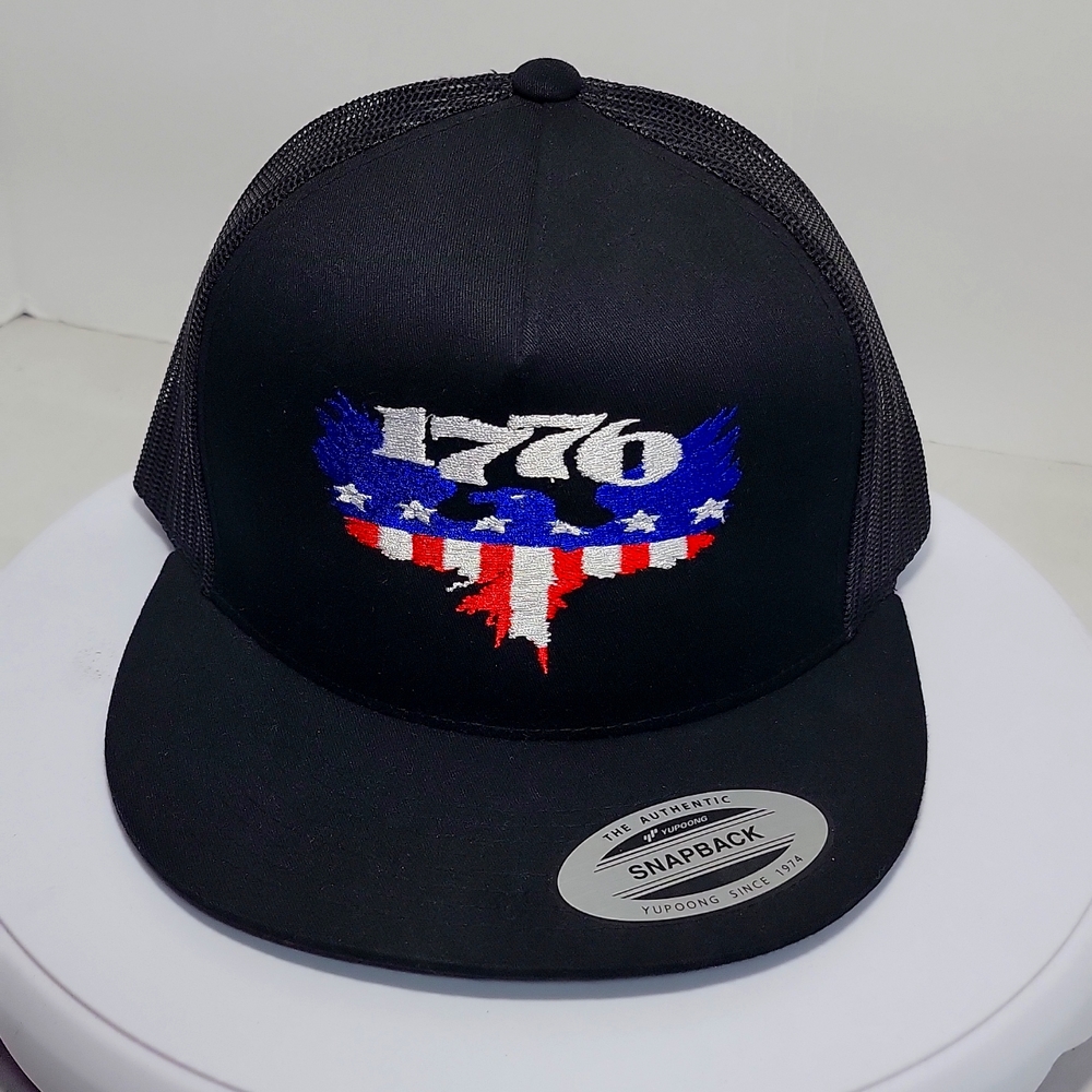 5 panel flatbill yupoong custom Embroidery 1776, snapback